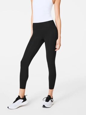 SPANX SPANXshape Booty Boost® 7/8 Leggings